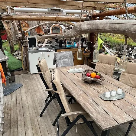 Hébergement de vacances #beautiful Outdoor Area And Cozy Small Cottage# Fotlandsvåg