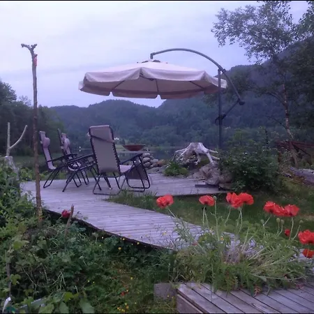 #beautiful Outdoor Area And Cozy Small Cottage# * Fotlandsvag