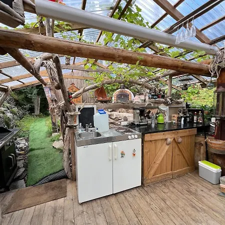 #beautiful Outdoor Area And Cozy Small Cottage# Hébergement de vacances *