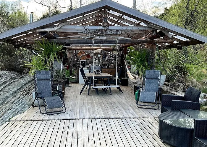 #beautiful Outdoor Area And Cozy Small Cottage# Hébergement de vacances Fotlandsvåg