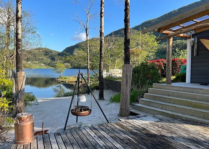 Hébergement de vacances #beautiful Outdoor Area And Cozy Small Cottage# *