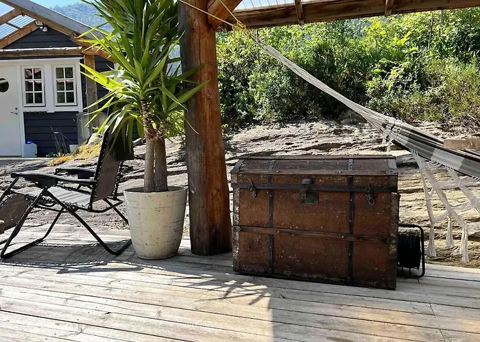 #beautiful Outdoor Area And Cozy Small Cottage#