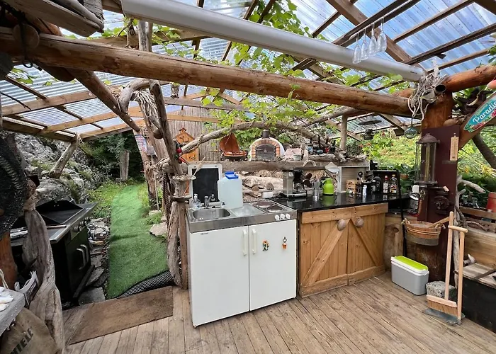 #beautiful Outdoor Area And Cozy Small Cottage# Hébergement de vacances *