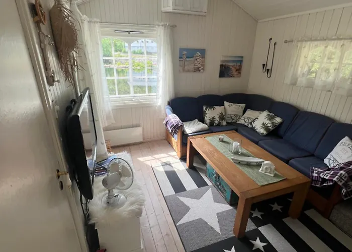 Hébergement de vacances #beautiful Outdoor Area And Cozy Small Cottage#